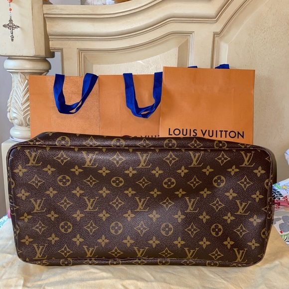 Limited Edition Neverfull GM Rose - Picture 7 of 8